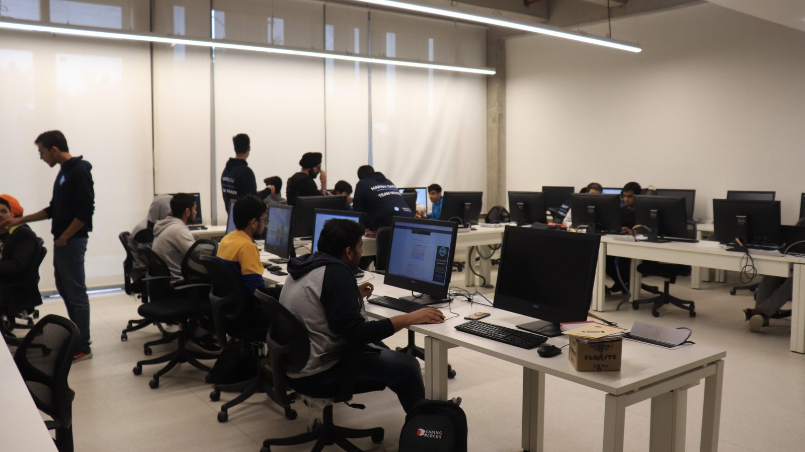 1611549145cs labs-min